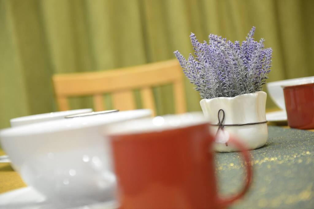 8Pax Cozy Home Stay Jazz Suites 1 Vivacity Kuching Sarawak 3Br Екстер'єр фото