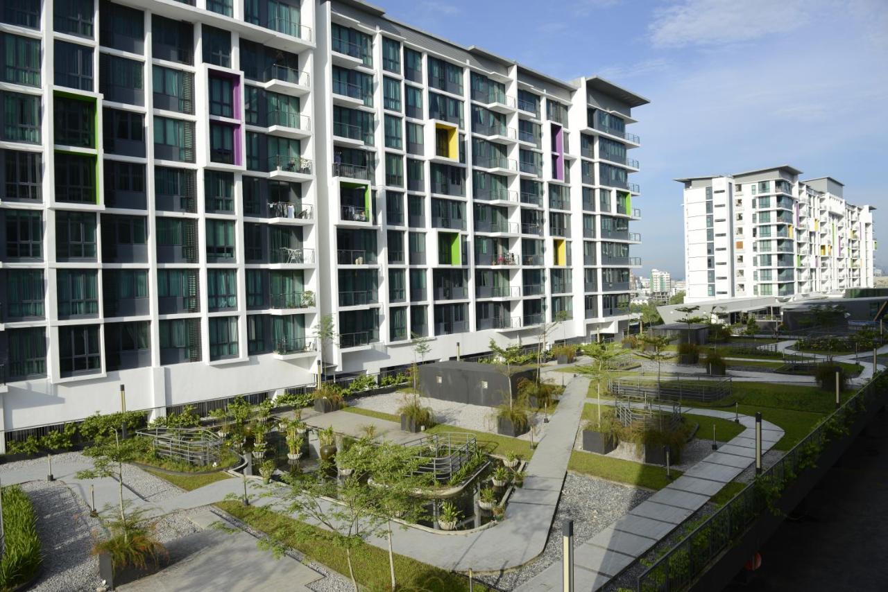 8Pax Cozy Home Stay Jazz Suites 1 Vivacity Kuching Sarawak 3Br Екстер'єр фото