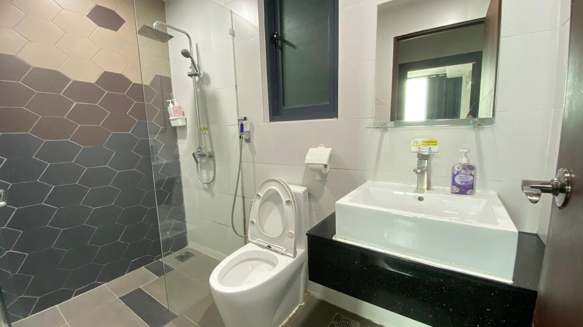 8Pax Cozy Home Stay Jazz Suites 1 Vivacity Kuching Sarawak 3Br Екстер'єр фото